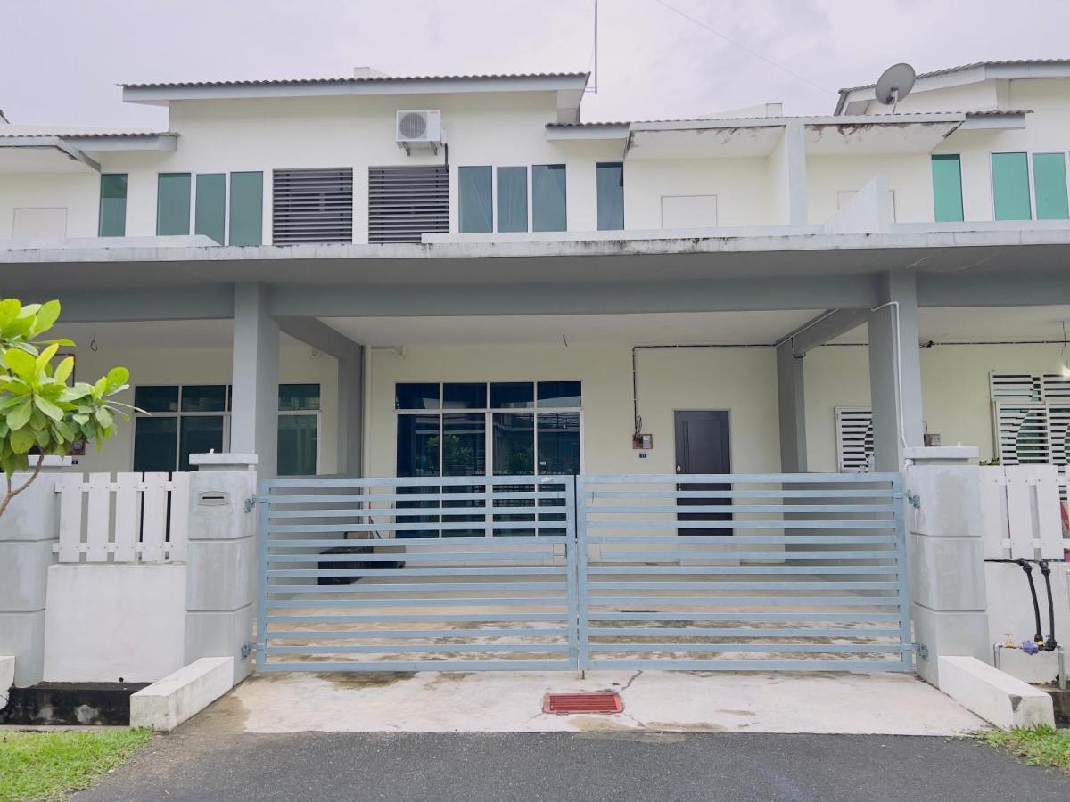 Noor Homestay Paddy View Kangar Luaran gambar
